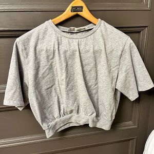 Cropped tee